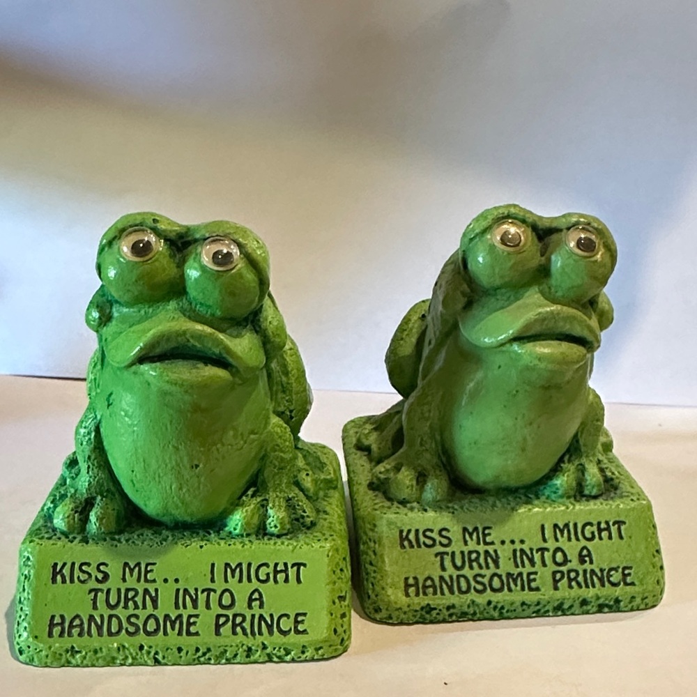 Green Frog Prince Figurines